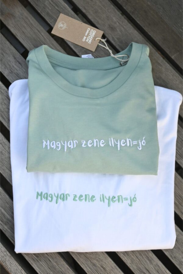 Egyedi hímzett póló - Image 6