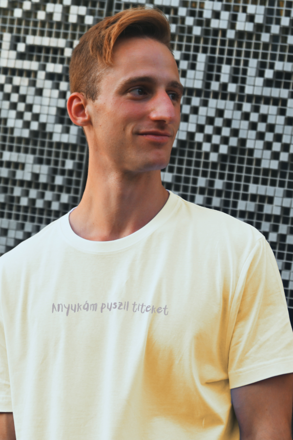 Anyukám puszil titeket (unisex) - Image 4