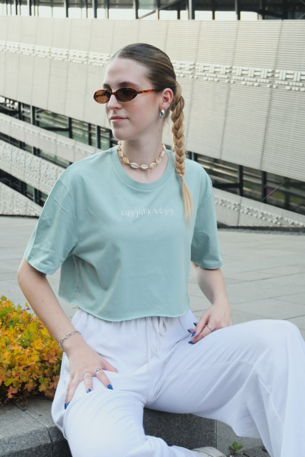 Vagyunk végig (cropped) - Image 3