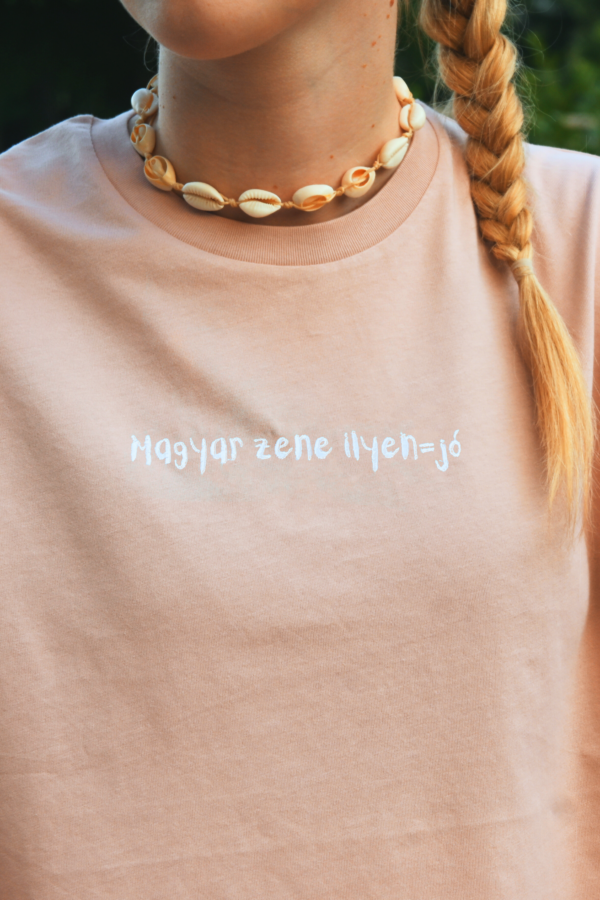 Anyukám puszil titeket (unisex) - Image 5