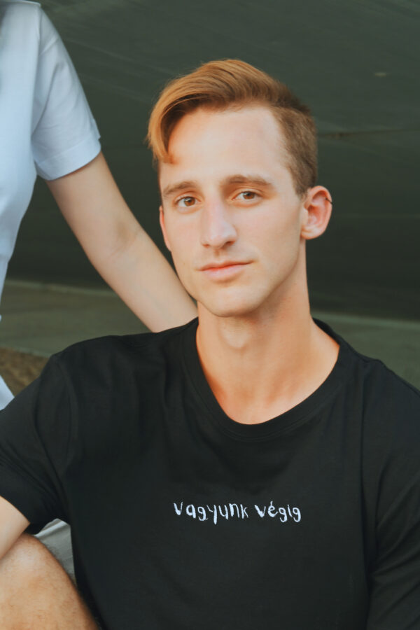 Vagyunk végig (unisex) - Image 3